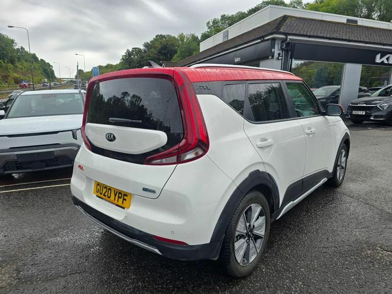 Kia Soul 150Kw First Edition 64Kwh White #3