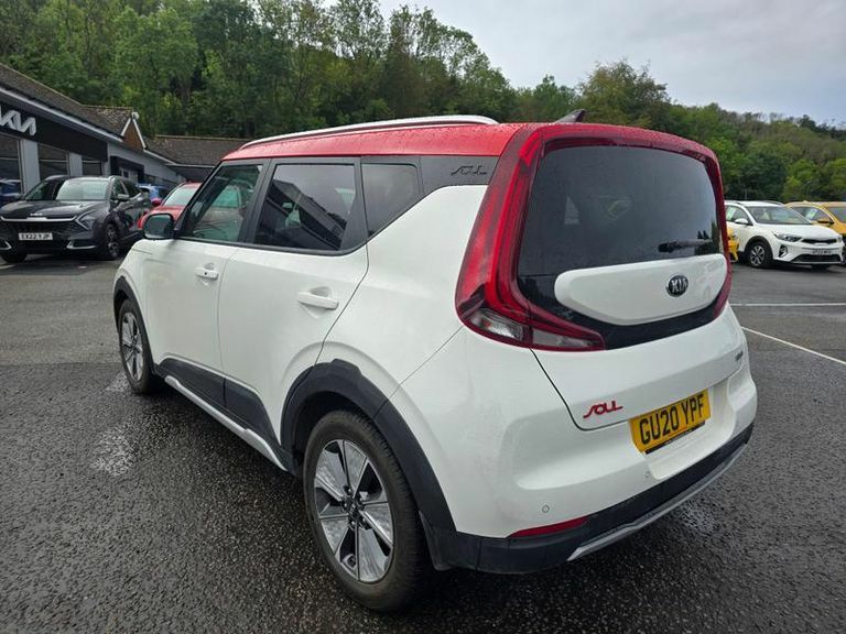 Kia Soul 150Kw First Edition 64Kwh White #5