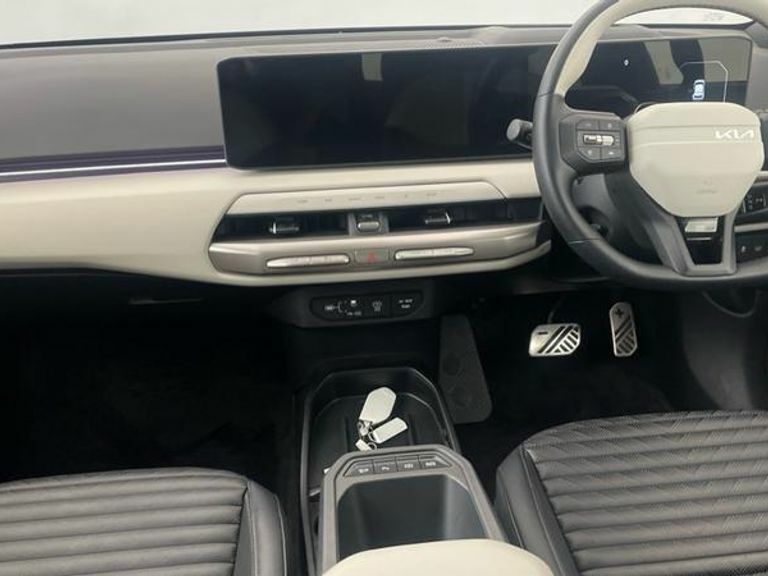 Kia EV4 81.4Kwh Gt-line White #9