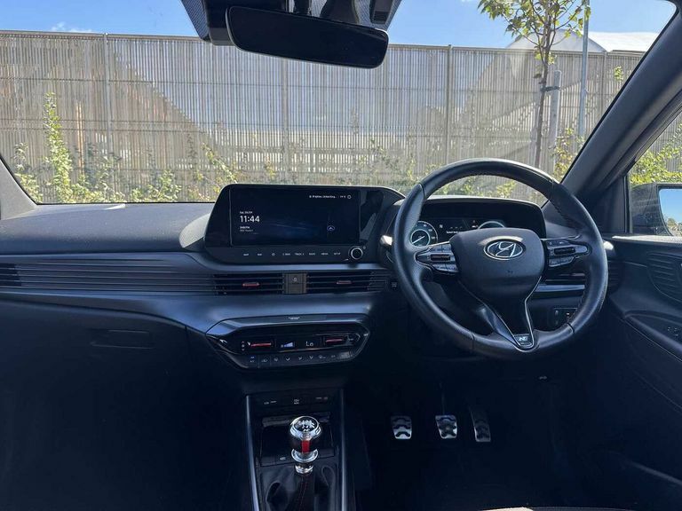 Hyundai I20 Advance White #10