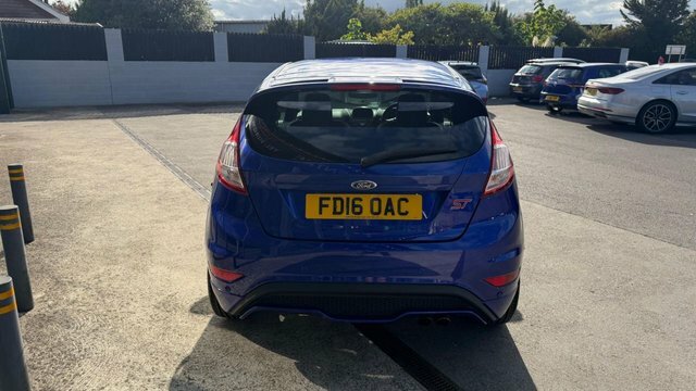 Ford Fiesta 1.0 Ecoboost Zetec Silver #2