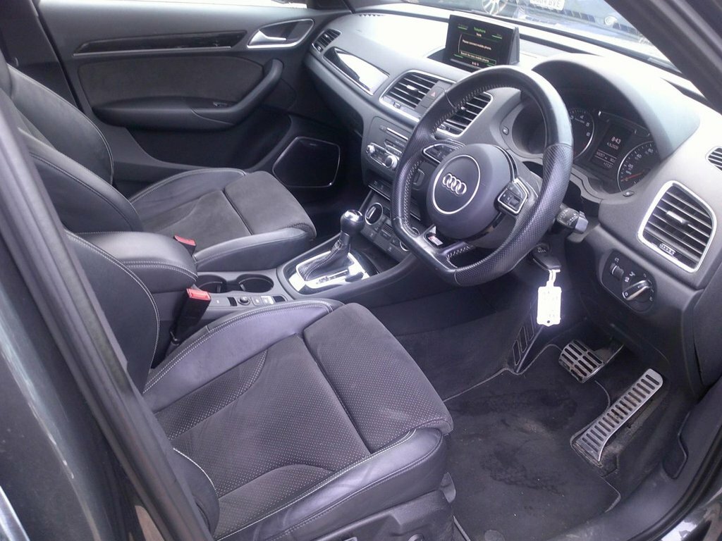 Audi Q3 2L Black Edition EN17DFK Grey #5