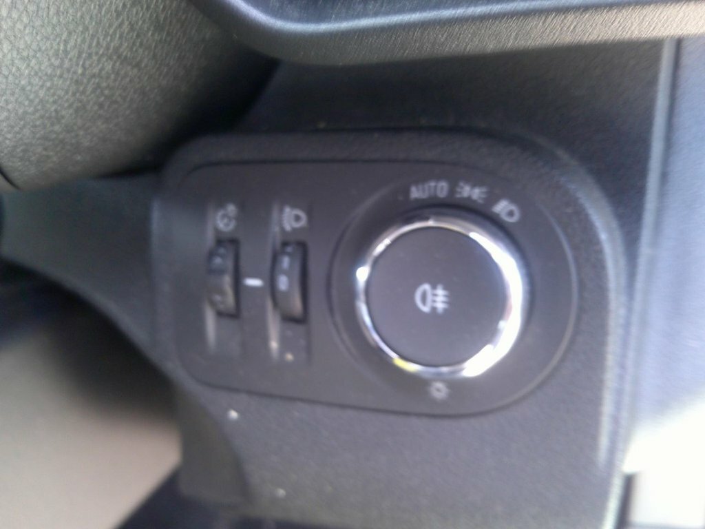 Vauxhall Combo Turbo D Blueinjection Energy XL Mpv Red #14