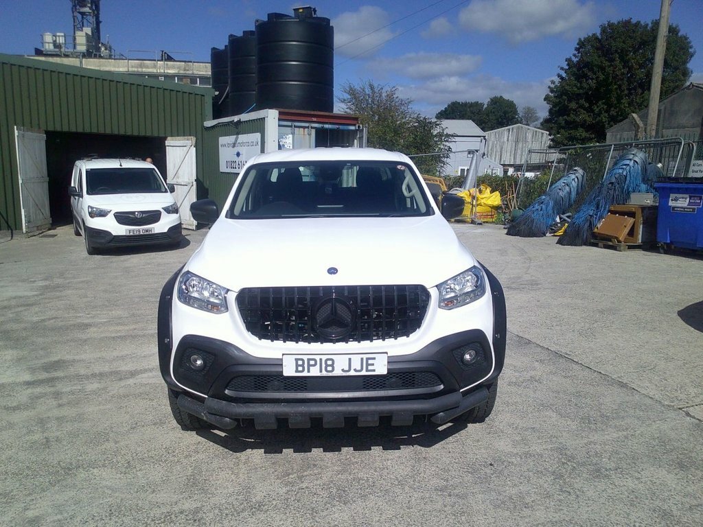 Mercedes-Benz X Class 2.3L Pure White #3