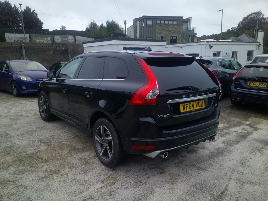 Volvo XC60 2.4L R-design Nav White #7