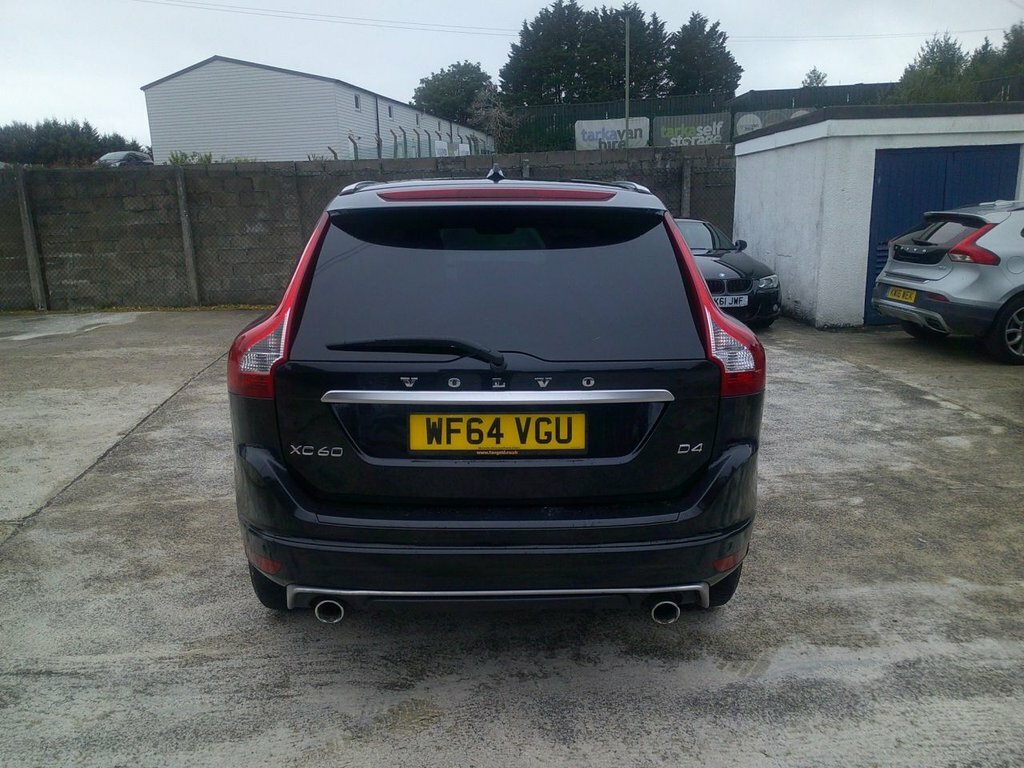 Volvo XC60 2.4L R-design Nav White #11