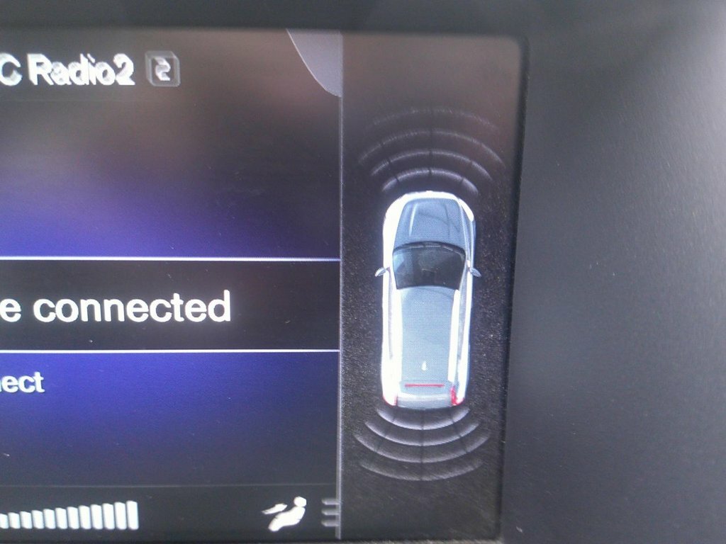 Volvo XC60 2.4L R-design Nav White #27