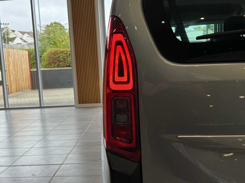 Citroen e-Berlingo 50Kwh Flair Xtr M Mpv 7.4Kw Cha Grey #6