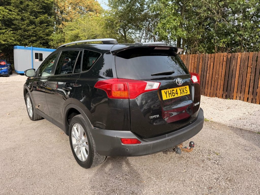 Toyota Rav 4 2L Invincible Black #4
