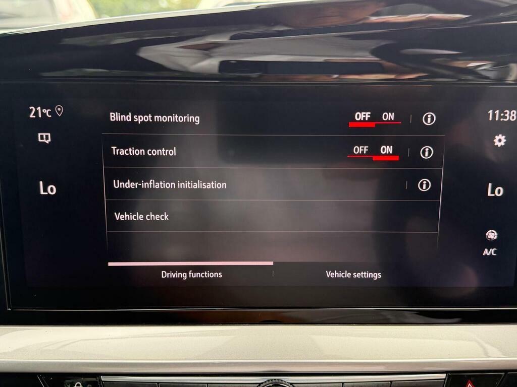 Vauxhall Mokka-e 100Kw Ultimate 50Kwh Black #19