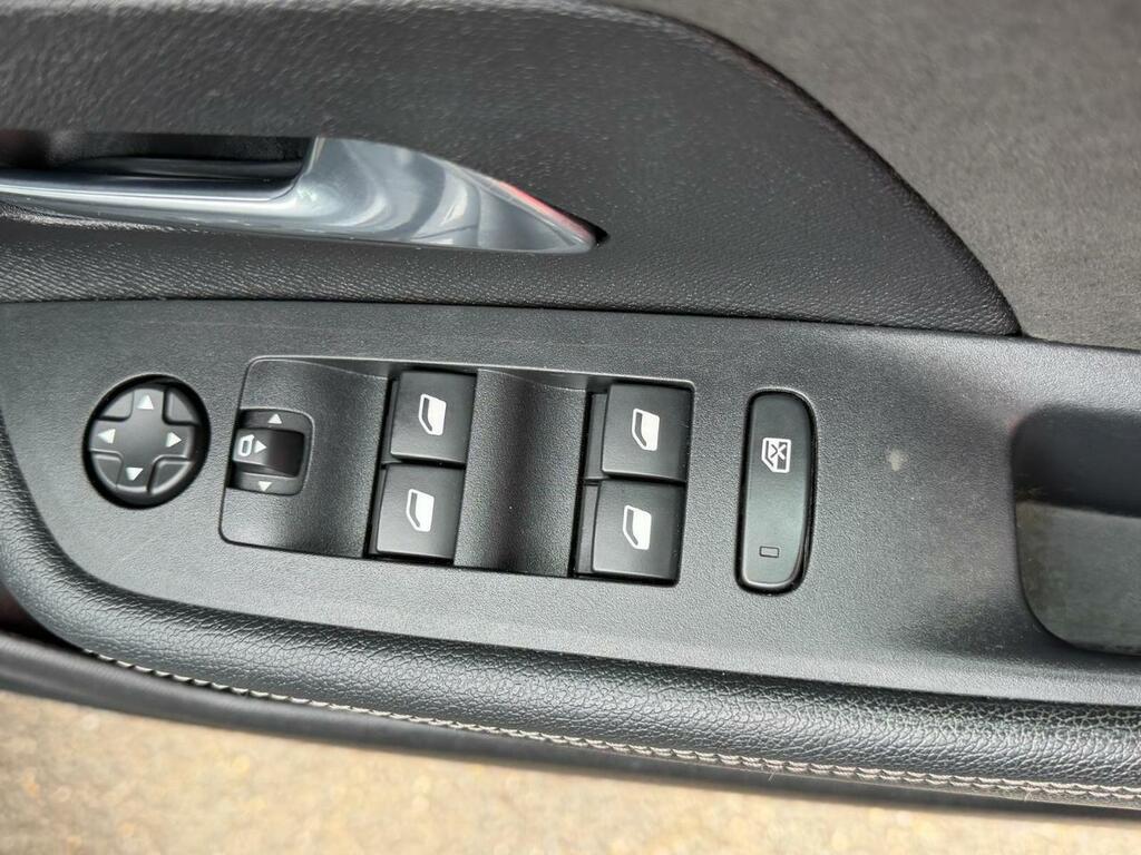 Vauxhall Mokka-e 50Kwh Gs Line White #36
