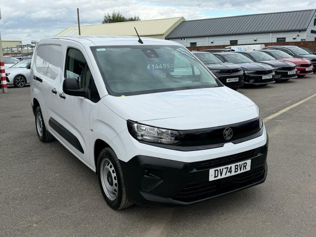 Vauxhall Combo 1.5 Turbo D 2300 Prime XL Panel Van Lwb Euro 6 S White