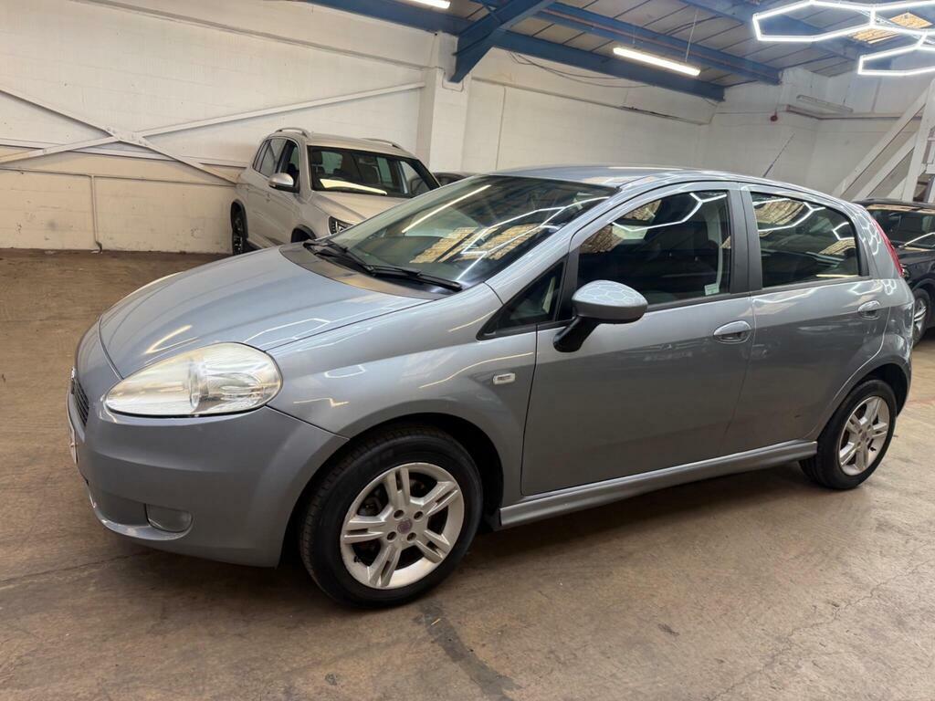 Fiat Grande Punto 1.4L Active Black #7