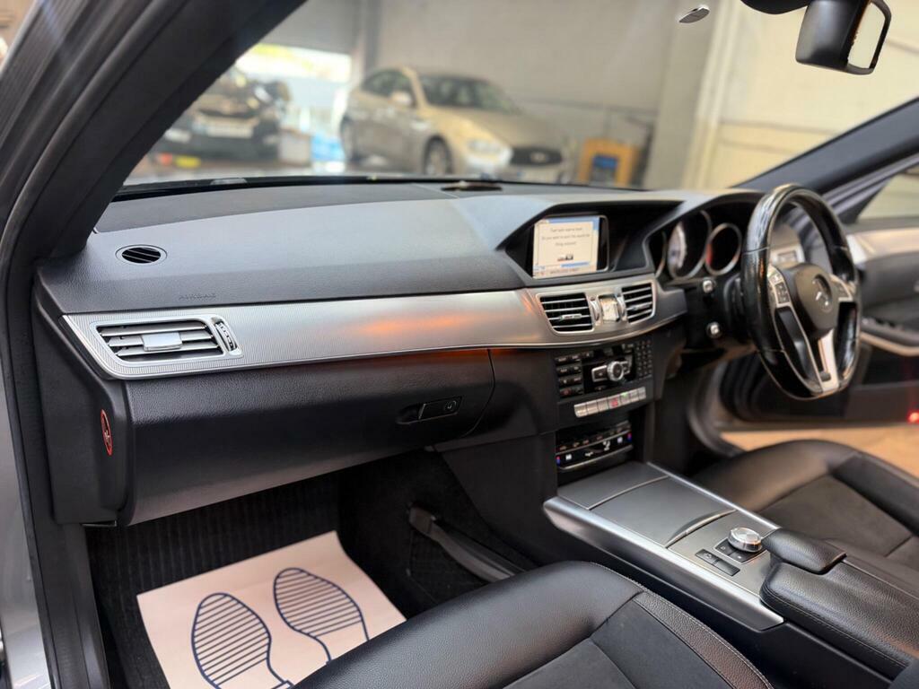 Mercedes-Benz E Class E300dh Bluetec Amg Sport U7335 White #20