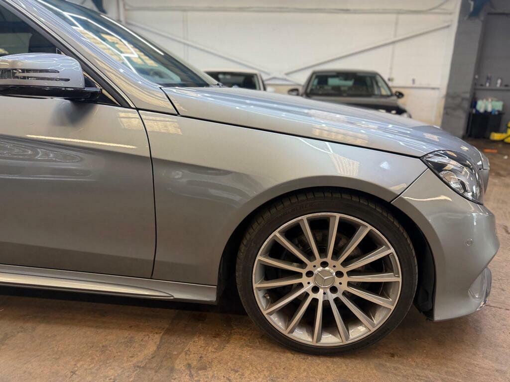 Mercedes-Benz E Class E300dh Bluetec Amg Sport U7335 White #47