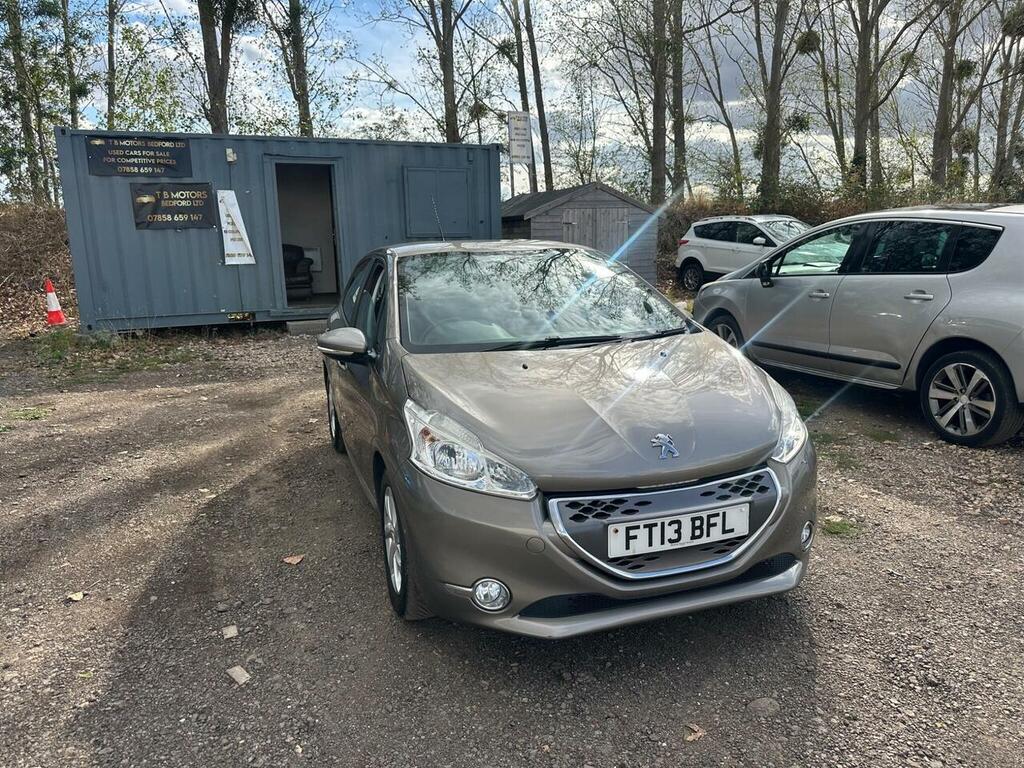 Peugeot 208 208 Access White #7