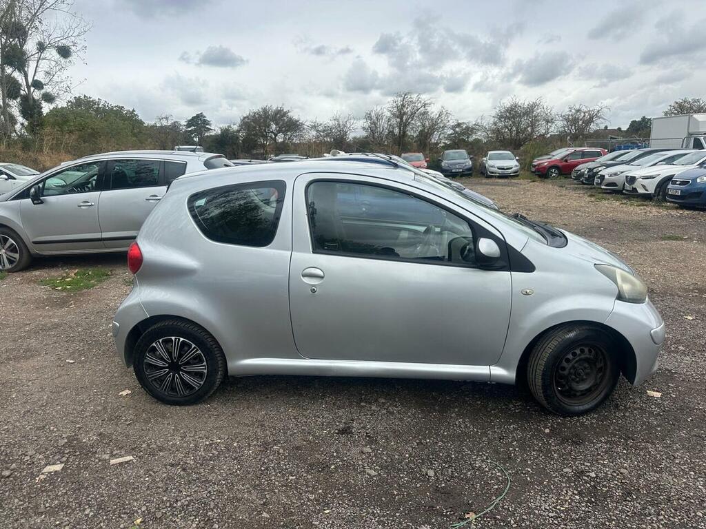Toyota Aygo Hatchback Grey #12
