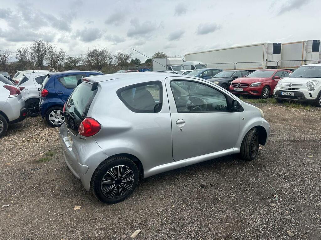 Toyota Aygo Hatchback Grey #9