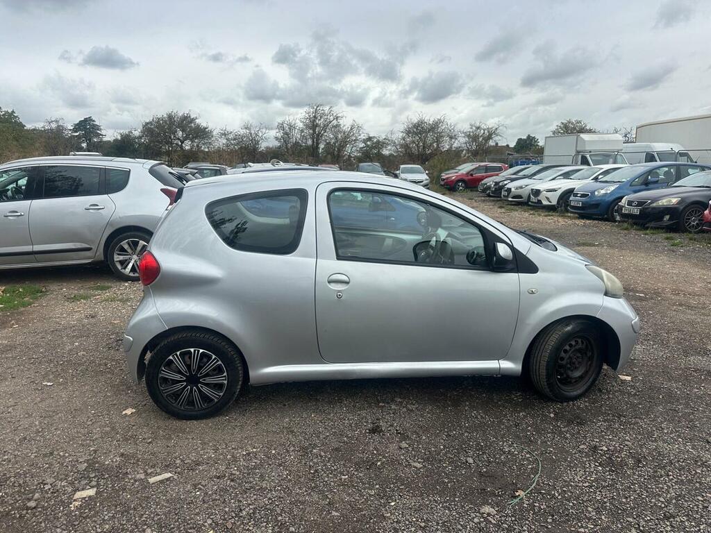 Toyota Aygo Hatchback Grey #11