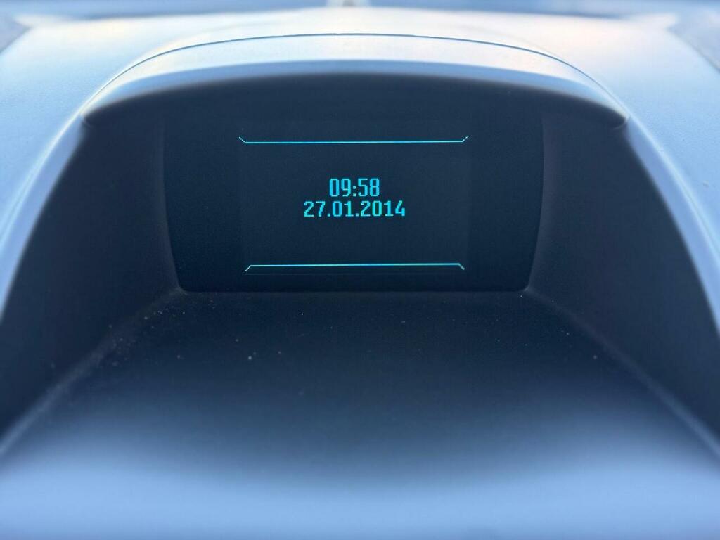 Ford Fiesta 1.25 Zetec White #37