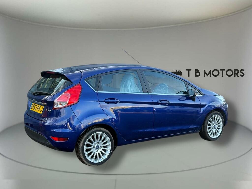 Ford Fiesta 1.25 Zetec White #17