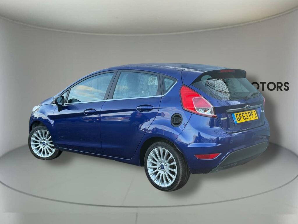 Ford Fiesta 1.25 Zetec White #4