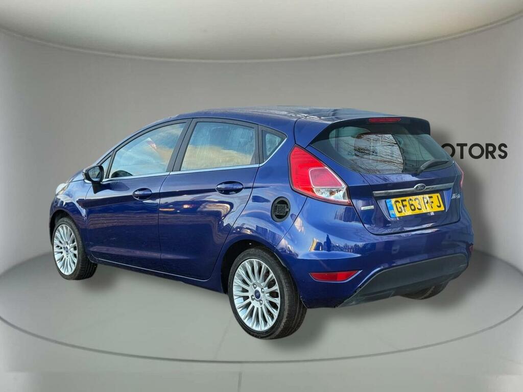 Ford Fiesta 1.25 Zetec White #12