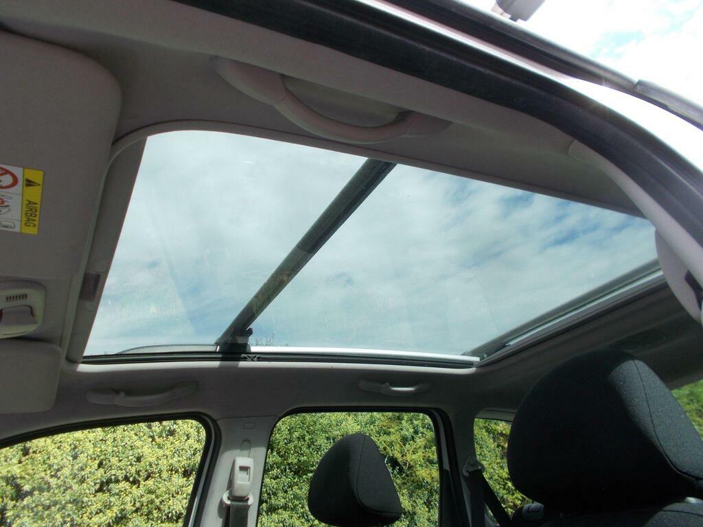 Citroen C3 Picasso Platinum Puretech Grey #8