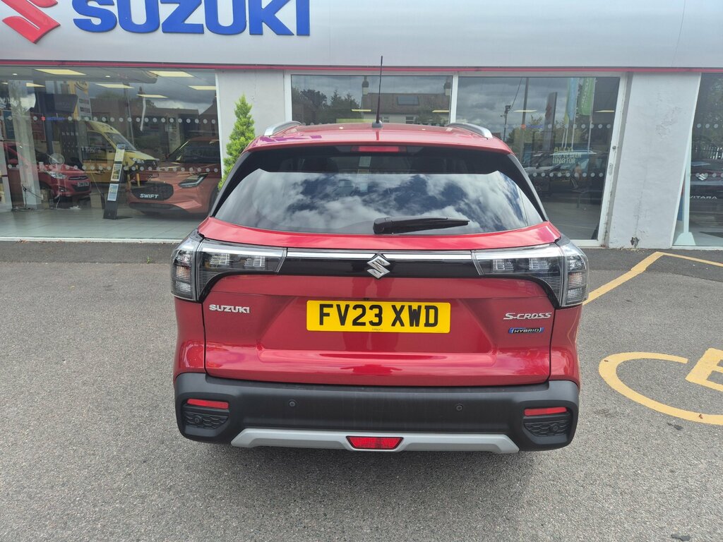 Suzuki SX4 1.5H Ultra Suv Hybrid Ags Allgrip Red #5