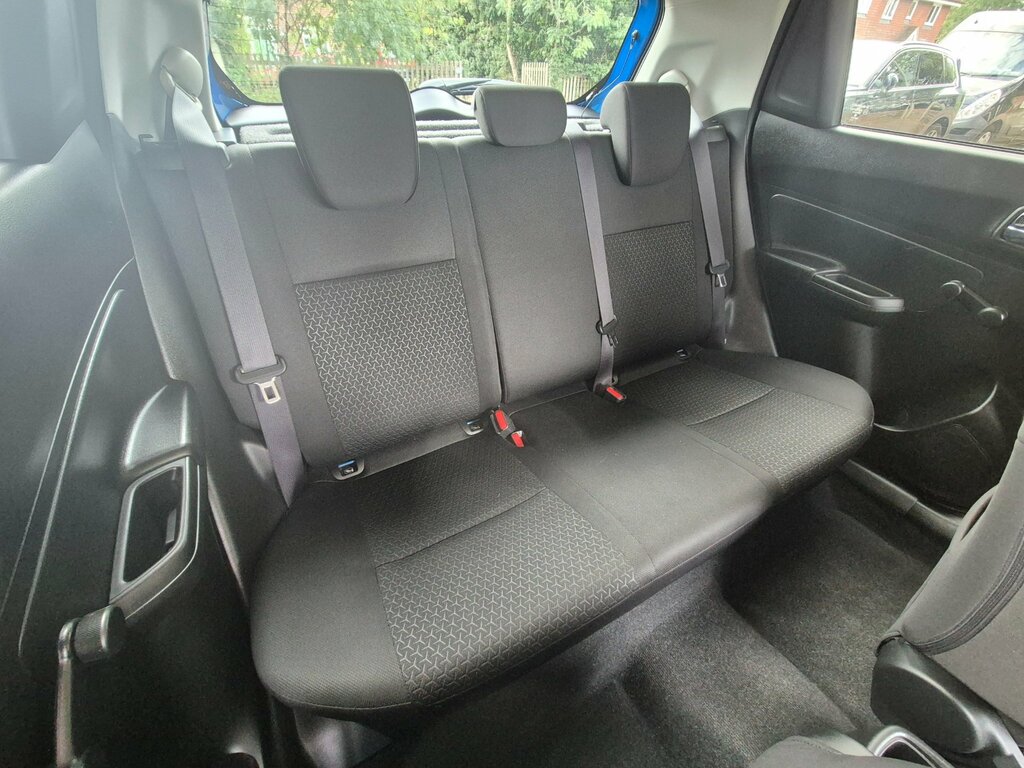 Suzuki Swift 1.2 Dualjet Attitude Euro 6 Ss Silver #19