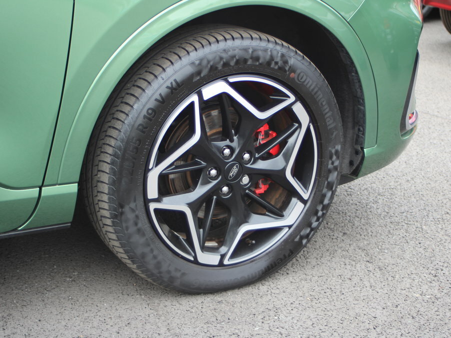 Ford Kuga 2.5 Phev St-line X Cvt ET25BBU Green #5