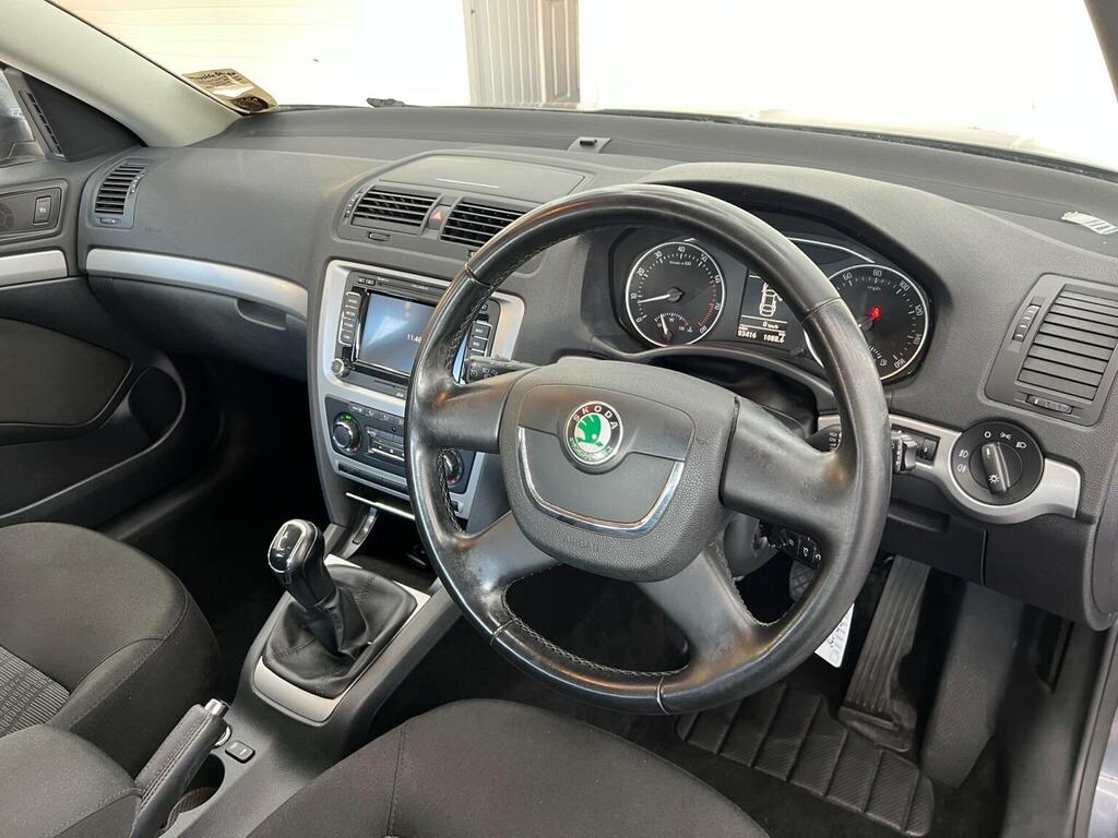 Skoda Octavia Hatchback Silver #13