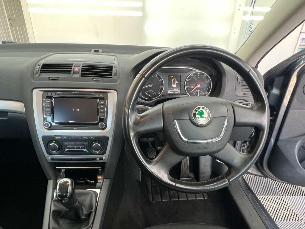 Skoda Octavia Hatchback Silver #16