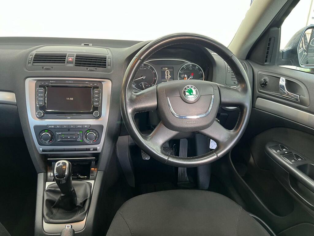 Skoda Octavia Hatchback Silver #11