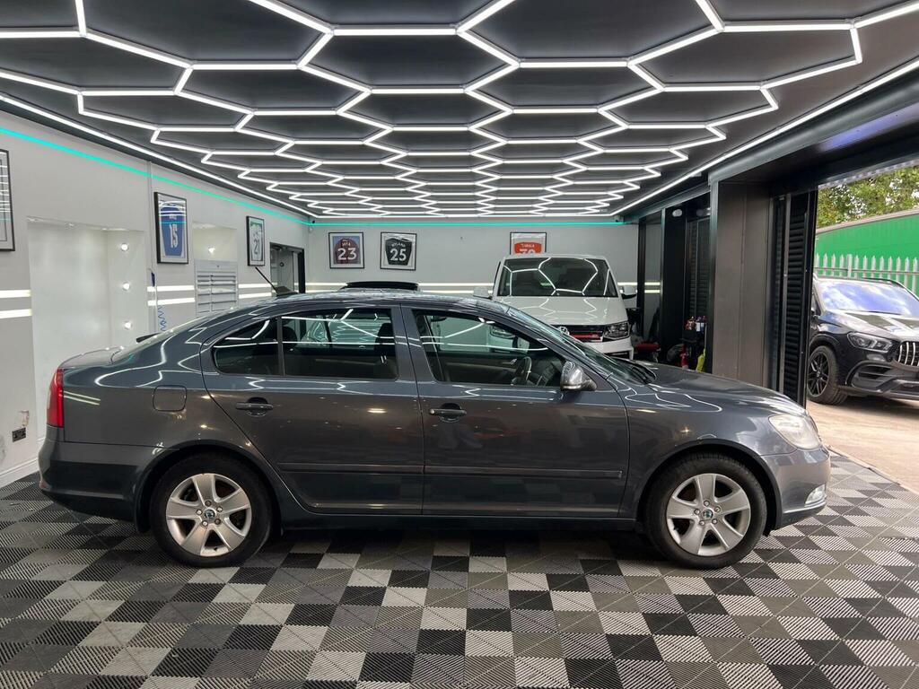 Skoda Octavia Hatchback Silver #8