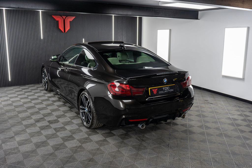 BMW 4 Series Coupe Black #2
