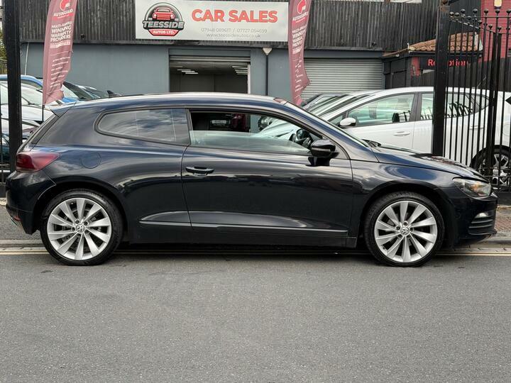 Volkswagen Scirocco 2.0 Tdi Bluemotion Tech Euro 5 Ss Nav Black #2