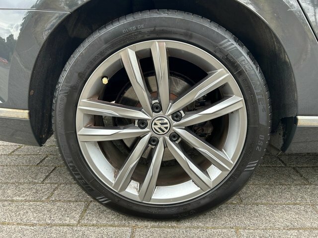 Volkswagen Passat Se Business Tdi Bluemotion Technology Black #40