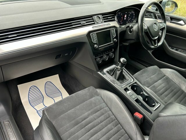 Volkswagen Passat Se Business Tdi Bluemotion Technology Black #20