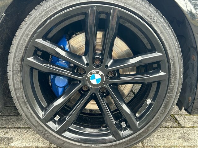 BMW 4 Series Gran Coupe 420D M Sport Coupe Black #4