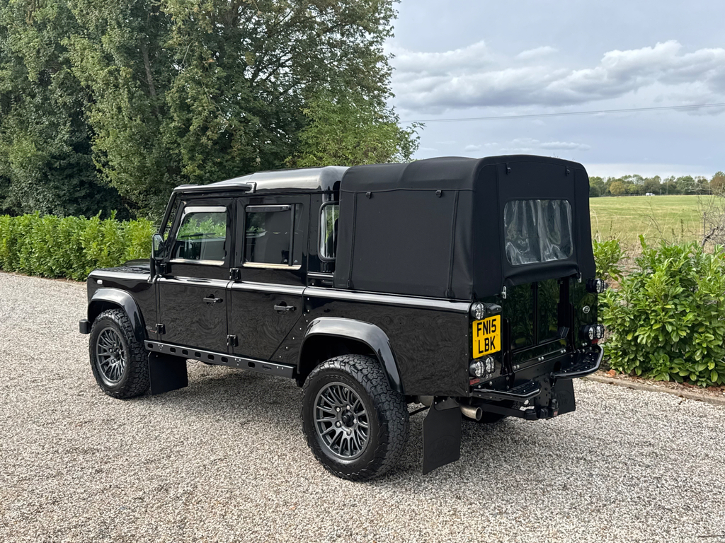 Land Rover Defender 110 110 #19