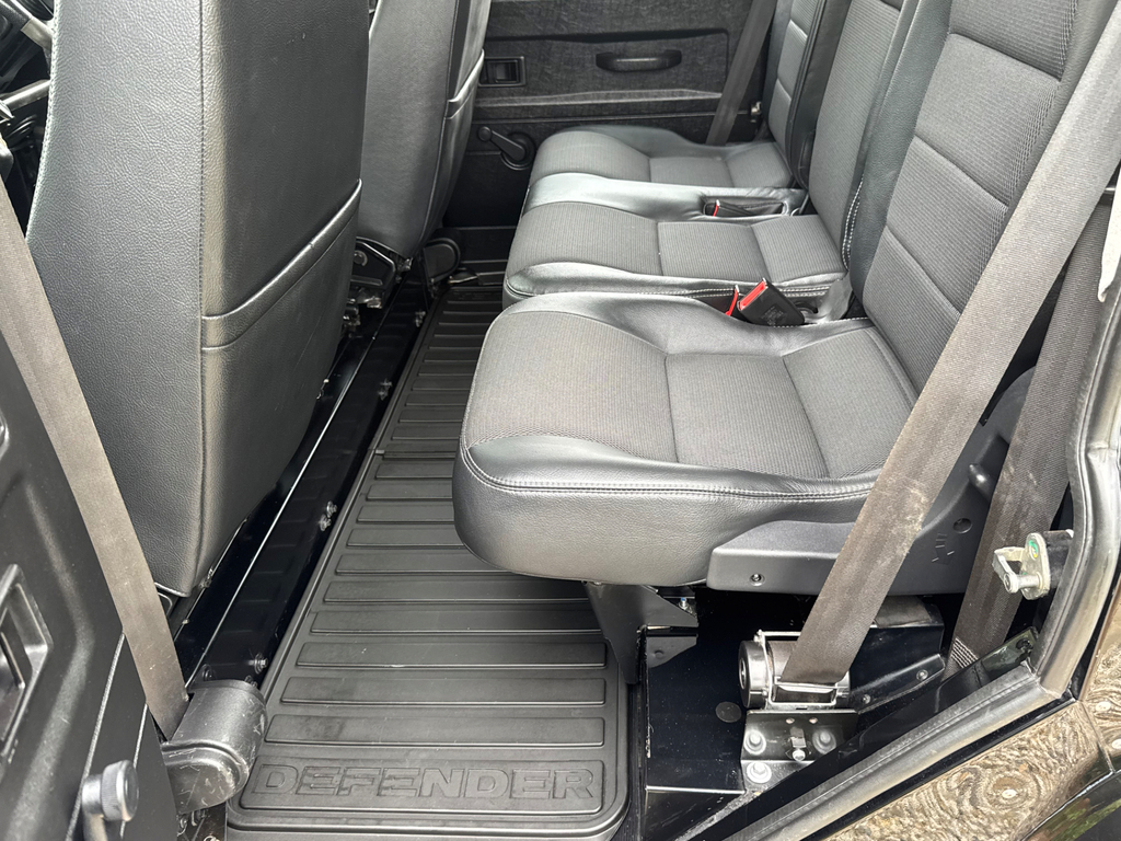 Land Rover Defender 110 110 #7
