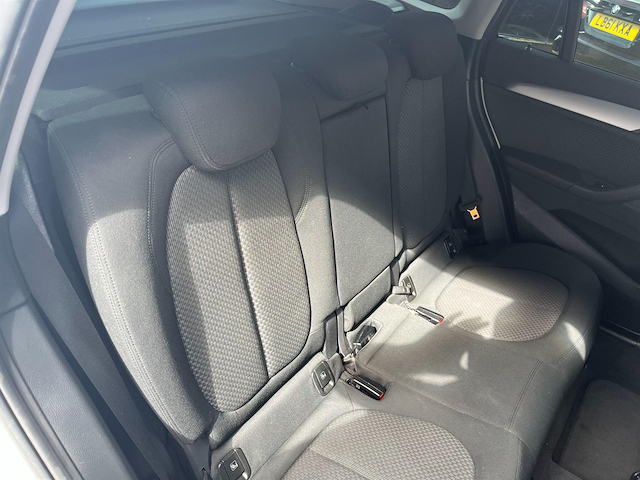 BMW X1 25E Sport Black #15