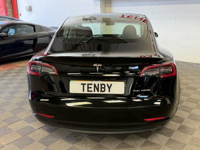 Tesla Model 3 Automatic Black #5