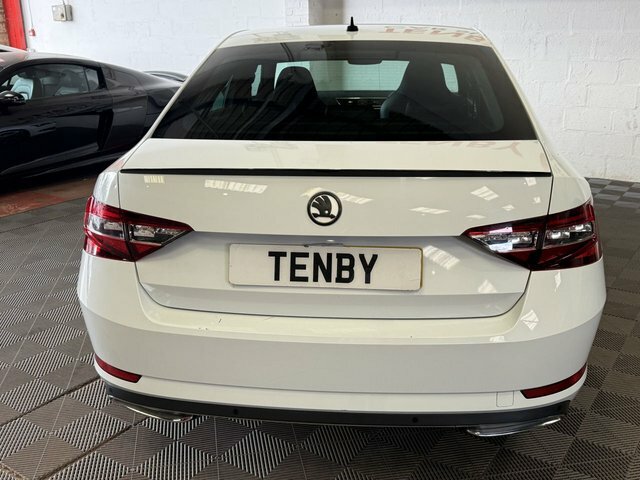 Skoda Superb Superb Sportline Tdi White #6