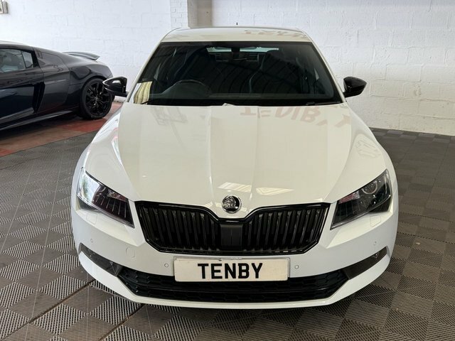 Skoda Superb Superb Sportline Tdi White #3