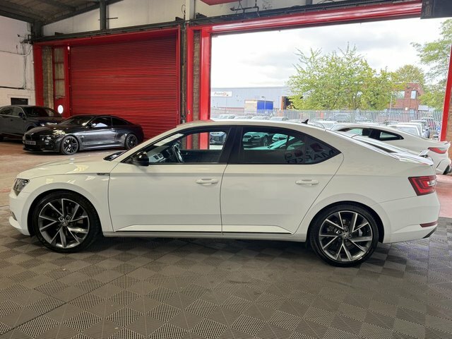 Skoda Superb Superb Sportline Tdi White #5