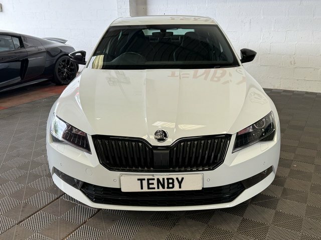 Skoda Superb Superb Sportline Tdi White #2