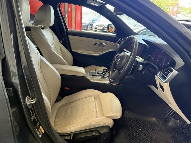 BMW 3 Series 320I M Sport Step Black #23
