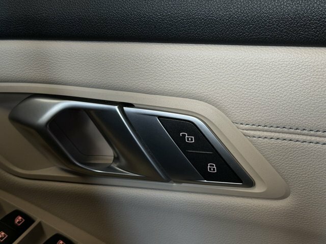 BMW 3 Series 320I M Sport Step Black #36